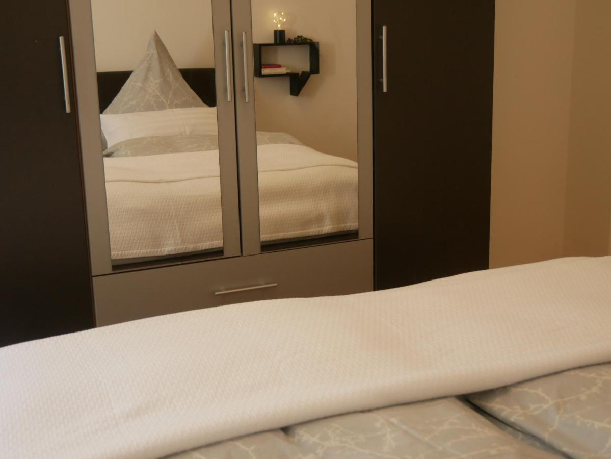 Ferienwohnung Gunstig Mieten Эссен Экстерьер фото